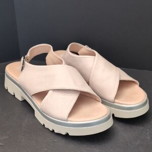 Women's Slingback Crisscross Sandals in Light Blush